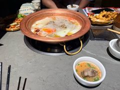-阿婆情腊排骨火锅·野生菌季(古城旗舰店)