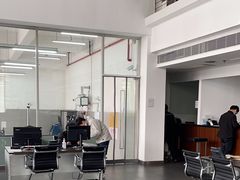 -上海星瀚奔驰4S店(红柳路店)