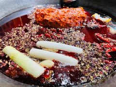 红锅-星鸿社重庆老火锅(燃灯寺分店)