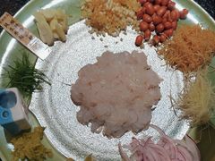 -得意咚瓜·顺德鱼生·冬瓜火锅(深圳首店)