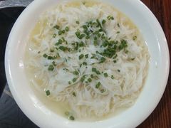 鸡油捞河粉-张家卫·阳江菜·小海鲜(肥婆湾桥店)