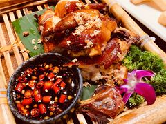 -老滇山寨•云南特色菜•地方菜•民族风情歌舞表演(金碧店)