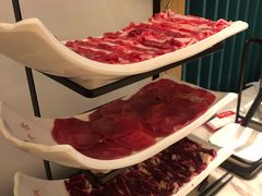 -左庭右院鲜牛肉火锅(浦江欢乐颂店)
