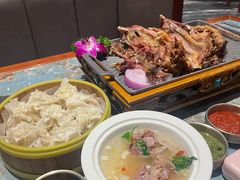 -哈啾嗨·新概念蒙餐(红星新城店)