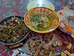 -三大钵江湖菜(空港店)