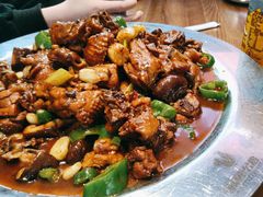 -俭寨大盘鸡·手抓肉·烧烤新疆菜(乌苏路店)