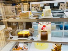 -焙丽拾光(麦凯乐直营店)