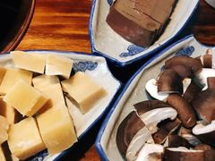 -燚焱炎火铜锅涮·烧烤