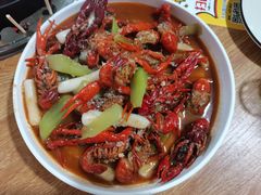 -茸梅路右拐龙虾-农家菜(松江店)