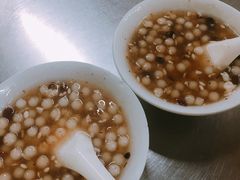 -芳婆糕团店(王府大街店)