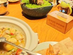 -头上红煨盐鸡·非遗院子餐厅