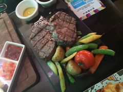 -Famous肥猫墨西哥音乐餐吧(五棵松华熙LIVE店)