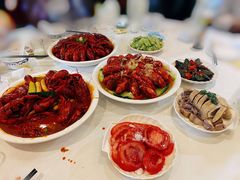 金汤蒜泥龙虾-香满锅老北京羊蝎子火锅·家常菜(新街口店)