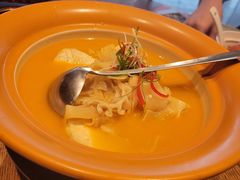 -草窝烤鸭·新京菜(振华广场店)