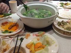 -泉福居酱骨头自助广场(南大街商业步行街店)
