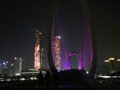 -南京眼步行桥