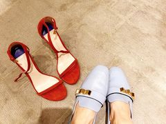 -STUART WEITZMAN(静安嘉里中心店)