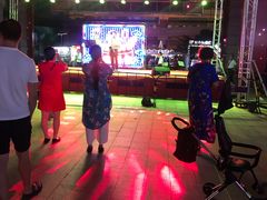 -绿地风尚天地广场