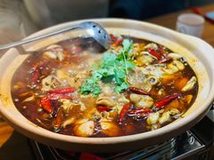 肥肠牛蛙砂锅-马头巷·食景园(苏州总店)