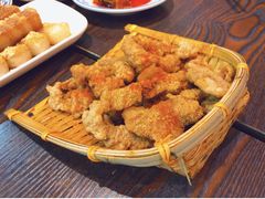 -爆炸头阿姨小四川正宗川味小吃(无任何分店)