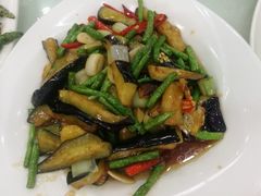 茄子焖豇豆-稻香餐厅中餐干锅(劼人路店)