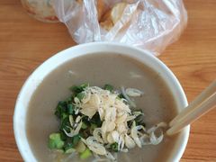 鲜鱼糊粉配油条-汪记鲜鱼糊汤粉(沈阳路总店)