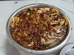 酸菜鱼-黑皮酸菜鱼(三山街店)