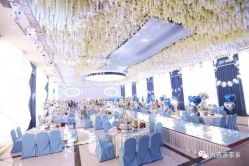-甘井子区冠豪主题婚礼酒店宴会厅(机场店)