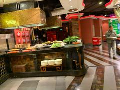 自助取餐区-四海一家自助餐(益田假日广场店)