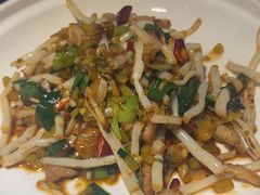 -魏铭鱼头捞饭(晋阳路店)