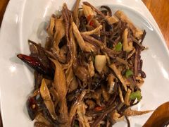 -小厨子私房菜·云南美食店