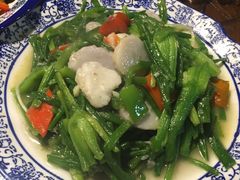 -阿鹏故事云南野生菌火锅(人民路店)