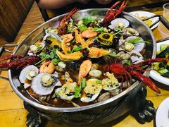 -老东镇啤酒屋海鲜加工·蒸汽海鲜·海鲜烧烤(台东店)