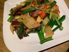 石锅千叶豆腐-東舍食唐精品陕菜馆