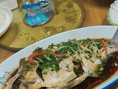 -芦茨金富饭庄·25年老字号·专做稻草鸡