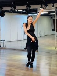 -一舞学苑拉丁舞