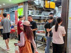 -巴汗羊肉串烧烤店