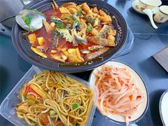 -周良天山牛杂城(天山路总店)