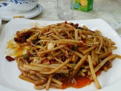 -金良酸菜鱼(宁海路总店)