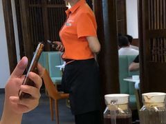 -阿瓦山寨·湘菜现炒·剁椒鱼头王(咸阳总店)
