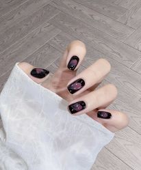 -桃色美甲沙龙