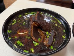 -小龙大肉面馆