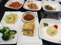 -青松馆韩国料理(香港中路佳世客店)