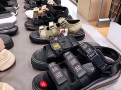 -hotwind热风(国际商场店)