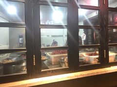 -沪小胖小龙虾(淮海中路旗舰店)