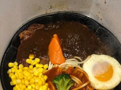 -汤姆家的牛排意面披萨(新城市广场店)