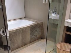 -上海国展宝龙丽筠酒店