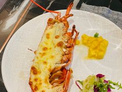 -云端西餐厅(南宁龙光那莲豪华精选酒店)