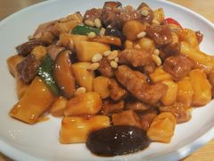 松子牛肉炒年糕-兔爸私家小厨(新北万达店)