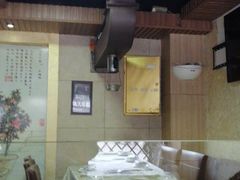 -羊家胡同·龙虾烧烤火锅(龙汇路店)